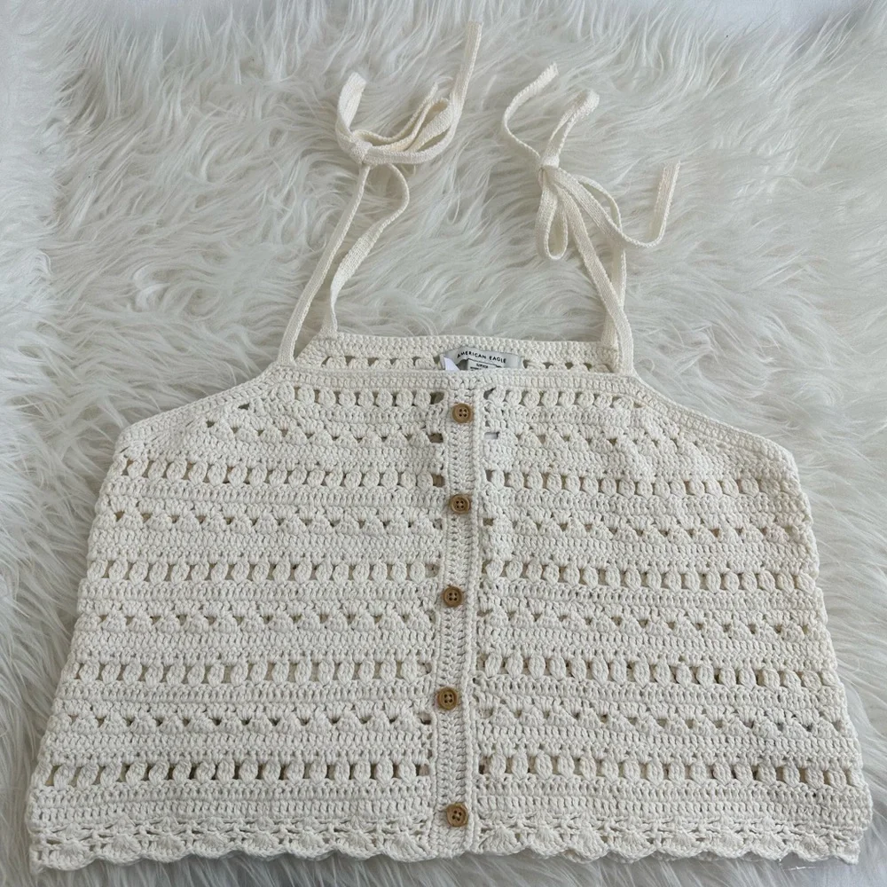 NWT American Eagle Women’s Cream Crochet Crop Top Size Small - Picture 2 of 8